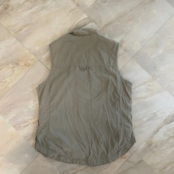 Khaki Sleeveless "Misty Mountain" Hiking Vest - Picture 4 of 4